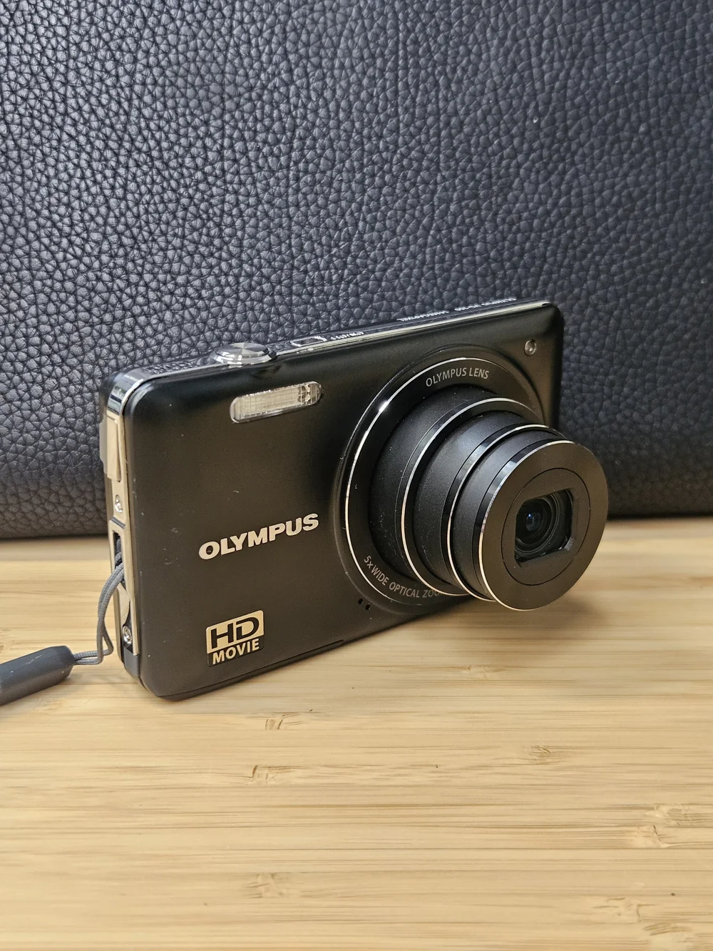 Olympus VG-160 14MP Digital Camera Black 5x Zoom Tested With Case